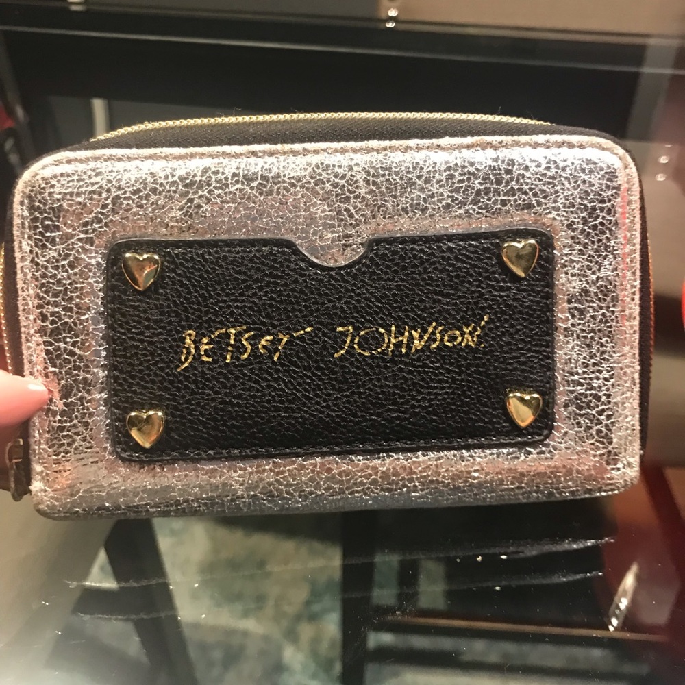Betsy Johnson wallet